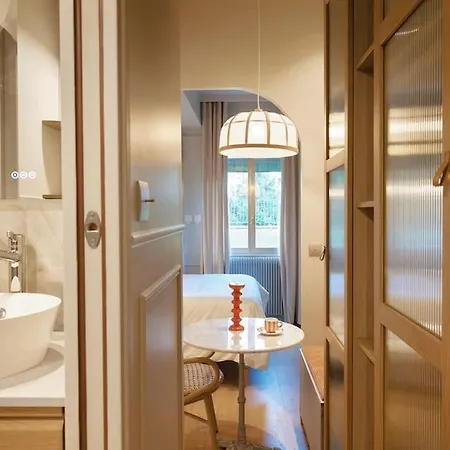 Hermes - Duke Housing Apartmán *