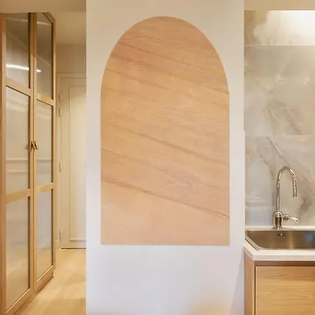 Hermes - Duke Housing Paříž